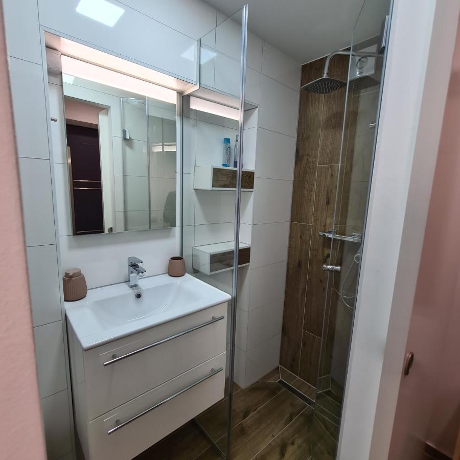 Apartment Dinlux Марибор Экстерьер фото